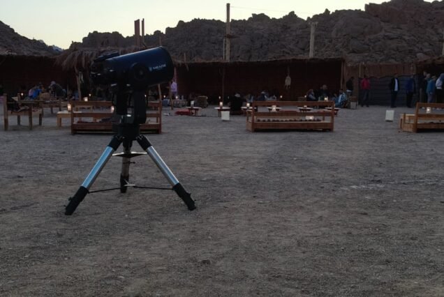 Sternenreise Hurghada – Abendessen & Sternenbeobachtung in der Wüste | Benjamin Reisen